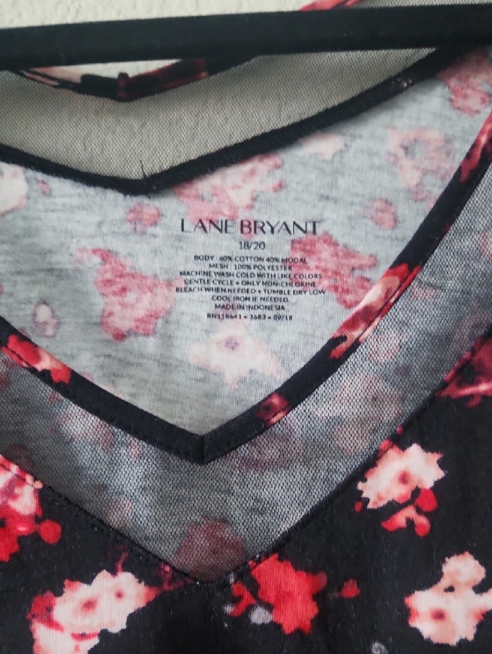 Lane Bryant Black Floral Strappy V-Neck Top - Picture 2 of 3